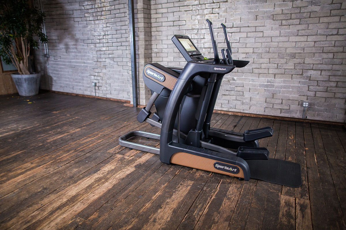 SportsArt V886 Verso Status Cross Trainer 16 Senza Touchscreen