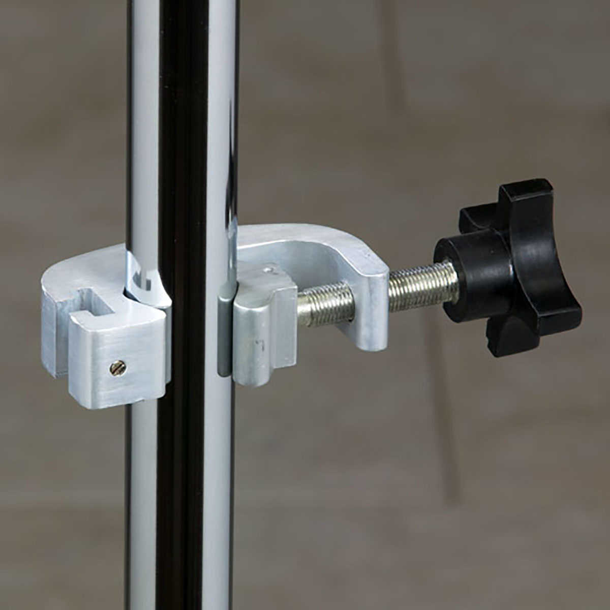 Clinton IV Pole Accessory Universal clamp